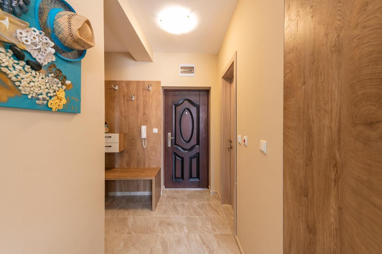 Aquamarine Apartamento Pomorie Exterior foto